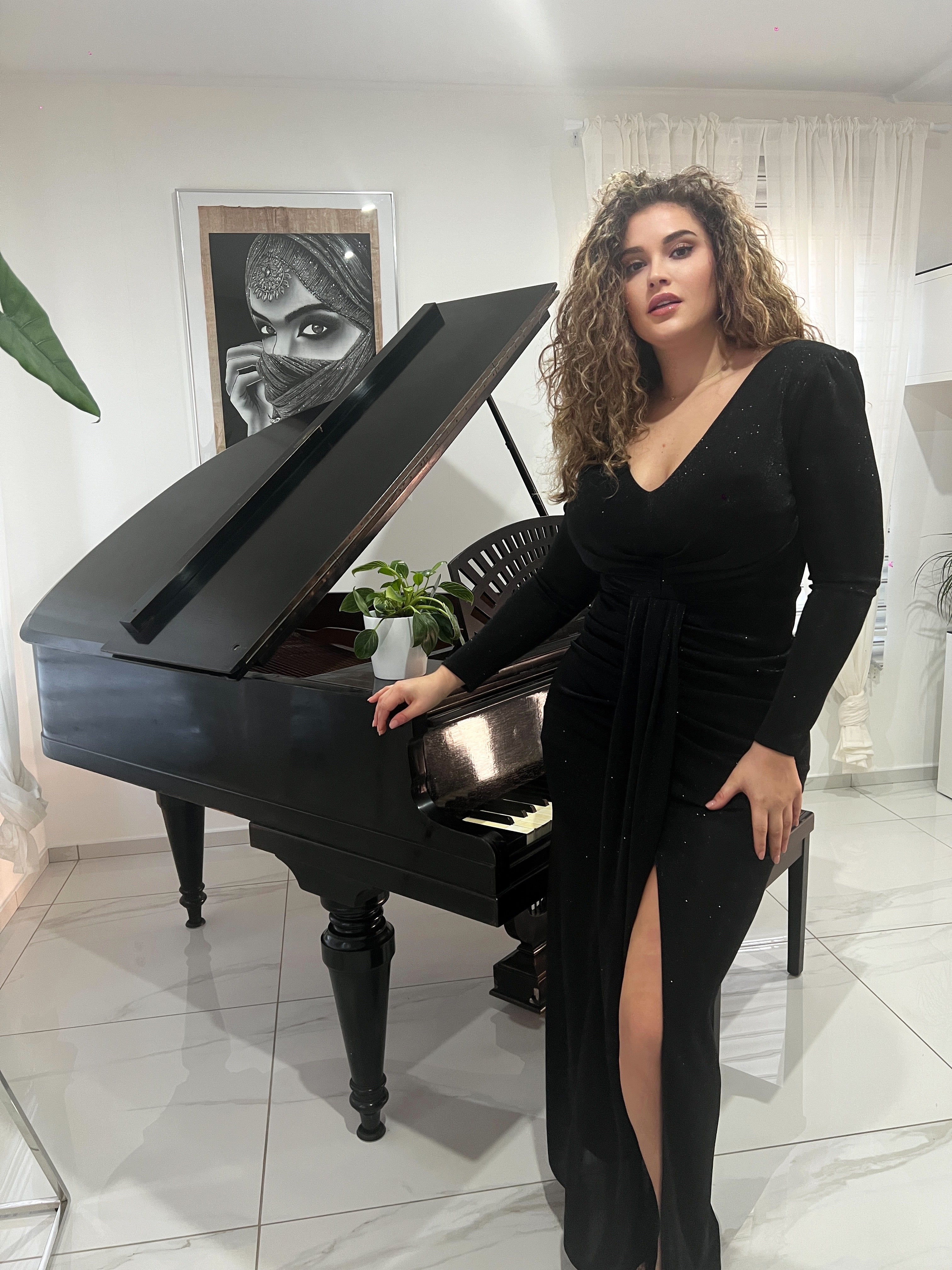 NANZ Marilyn lange mouwen maxi tule kolom zwarte avondjurk
