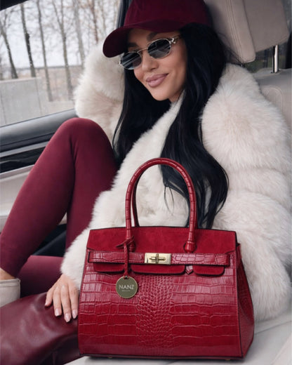 Aura Rood