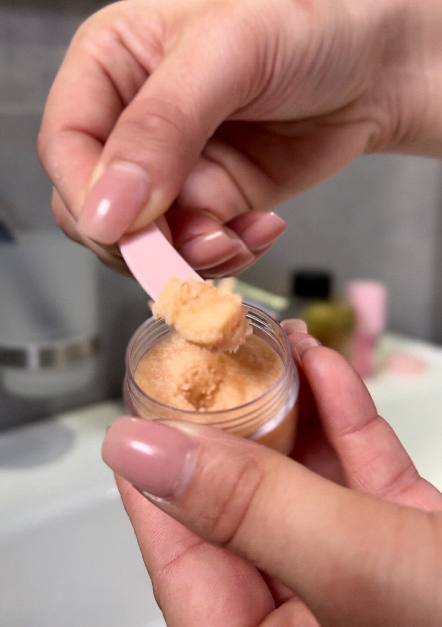 NANZSKIN Honing Lip Scrub