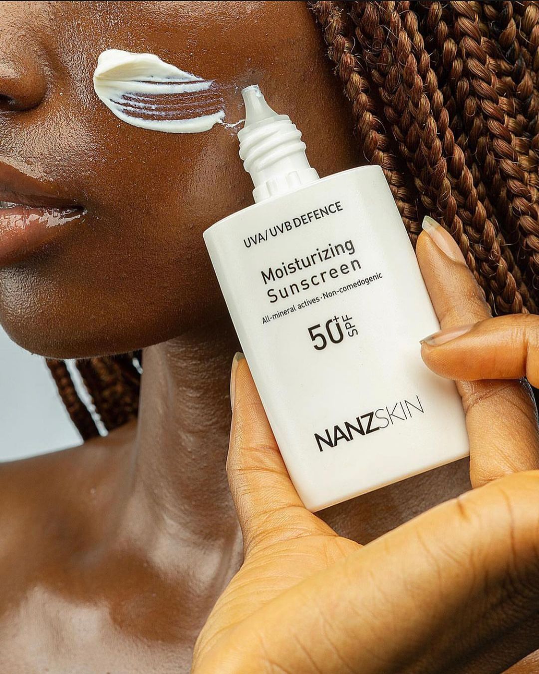 NANZSKIN Uva/uvb Defence Hydraterende Zonnebrandcrème (50 ml /1.7 fl.oz)